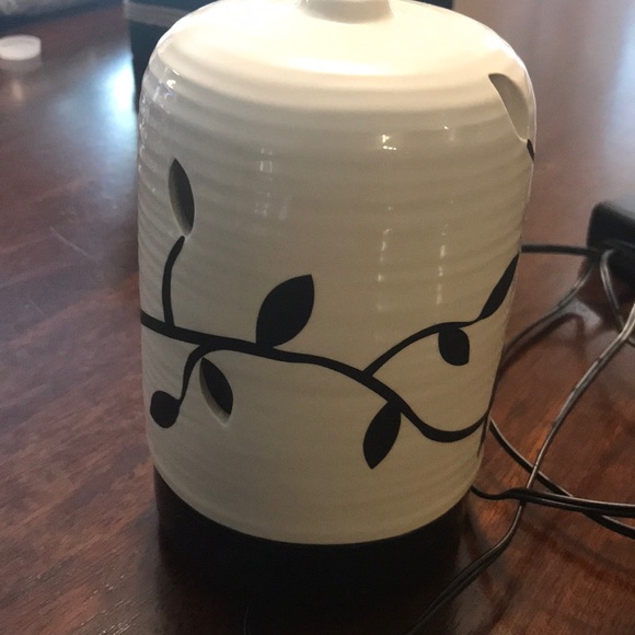 Beautiful diffuser - Picture 3 of 6